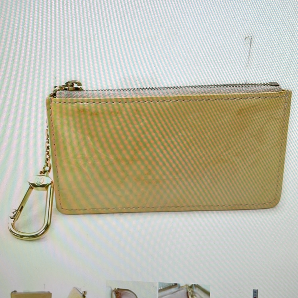 Authentic Louis Vuitton Pale Yellow Vernis Card Pouch Keychain